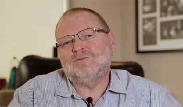 Arthur Timerman participa do programa Ponto a Ponto