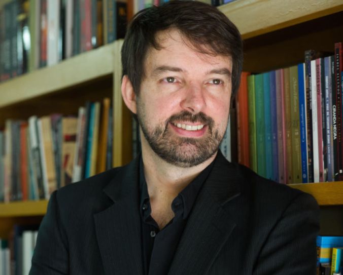 Fernando Schüler participa do programa Ponto a Ponto / Reprodução: Goias Agora