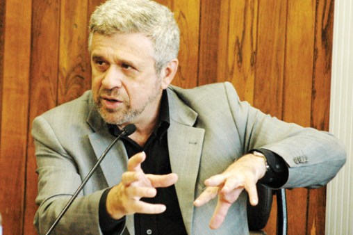 José Américo é entrevistado no programa Ponto a Ponto / Reprodução: Jornal GGN